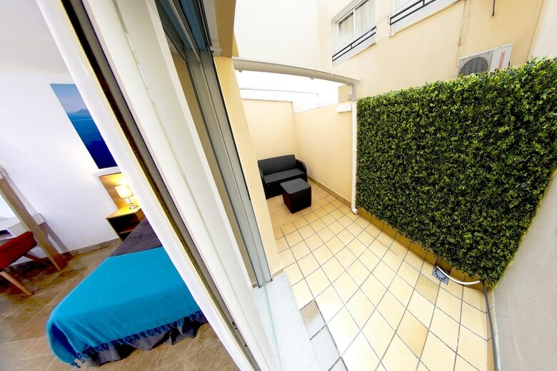 Apartamentos Estudio Zenplaya Bajo 12