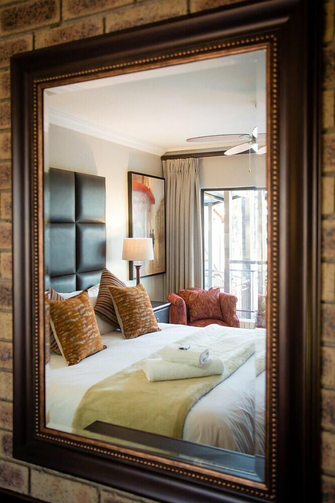 Hotel 7th Heaven Guesthouse