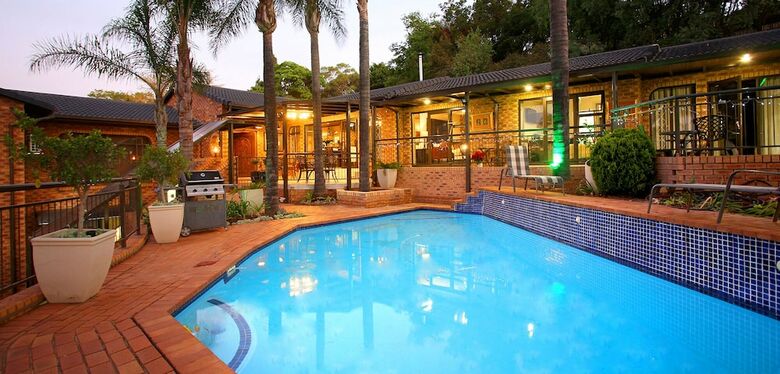 Hotel 7th Heaven Guesthouse