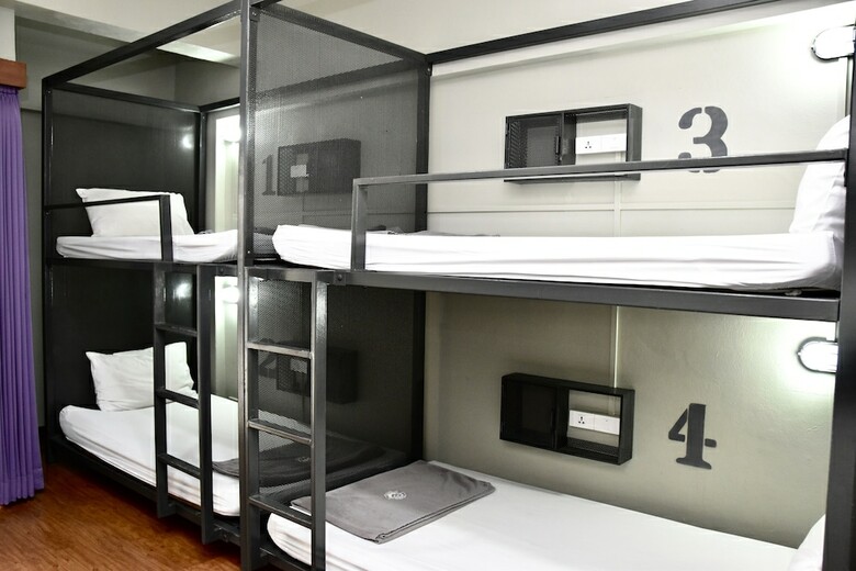 Hostal Mad Monkey Bangkok Hostel - Adults Only