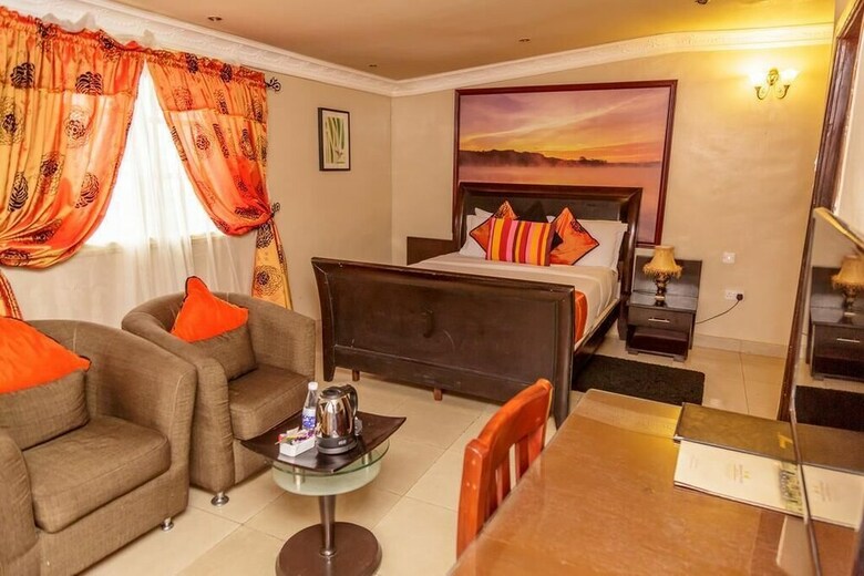 Apartment Royale Hotel And Suite