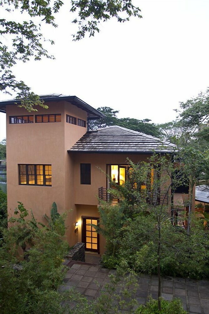 Jet Luxury At Langosta Beachresortvillas