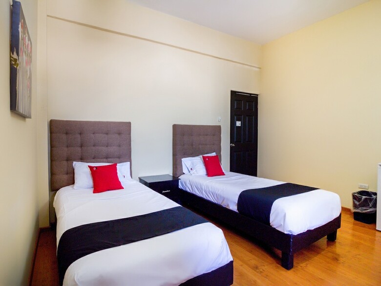 Hotel Capital O Ecohabit Monterrey