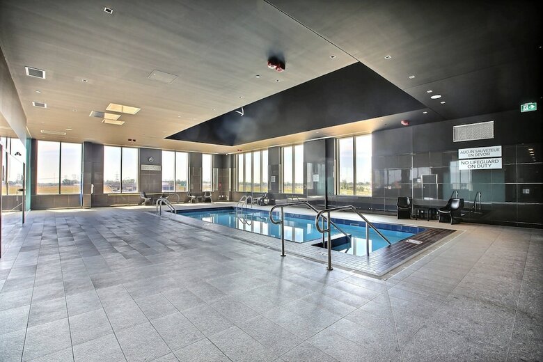 Hotel Courtyard By Marriott Montreal Brossard