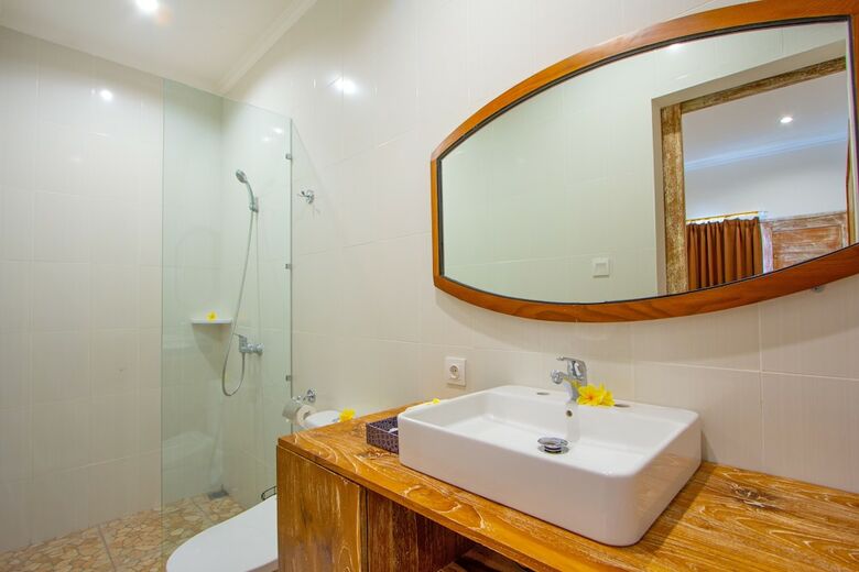 Hotel Bali Komang Guest House Sanur