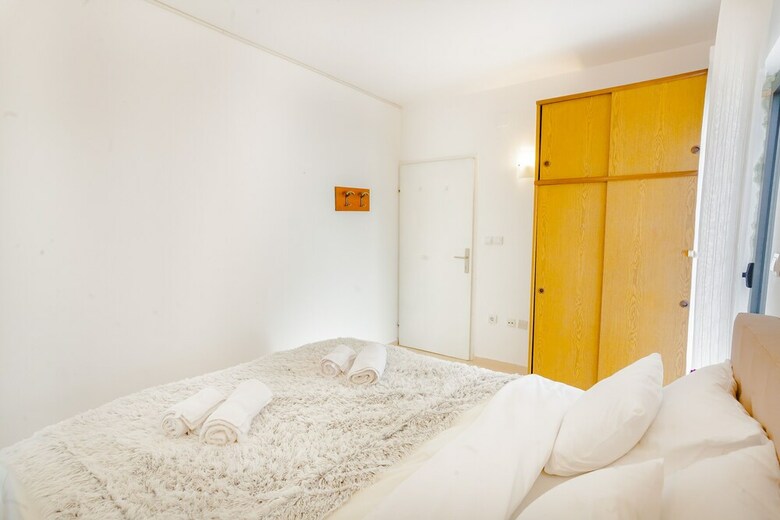 Gregovic Apartments