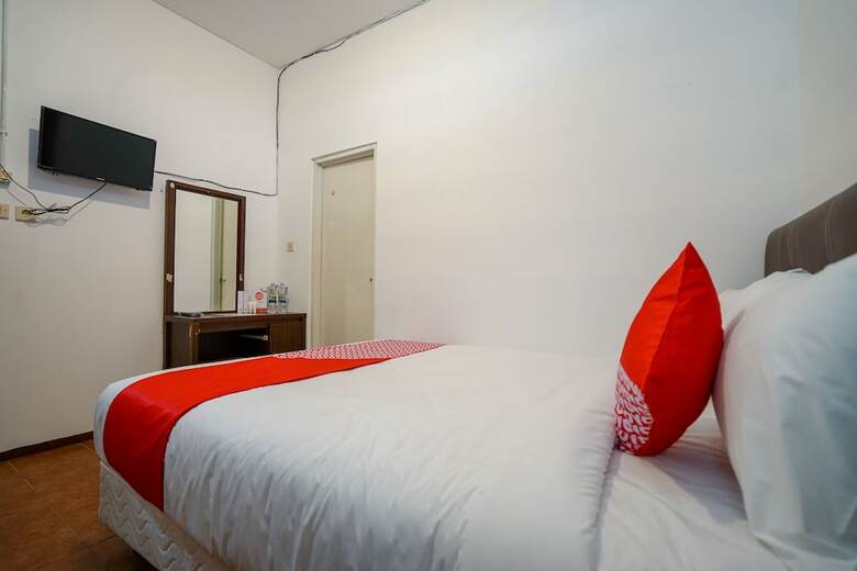 Hotel Oyo 1844 Bravo Residence