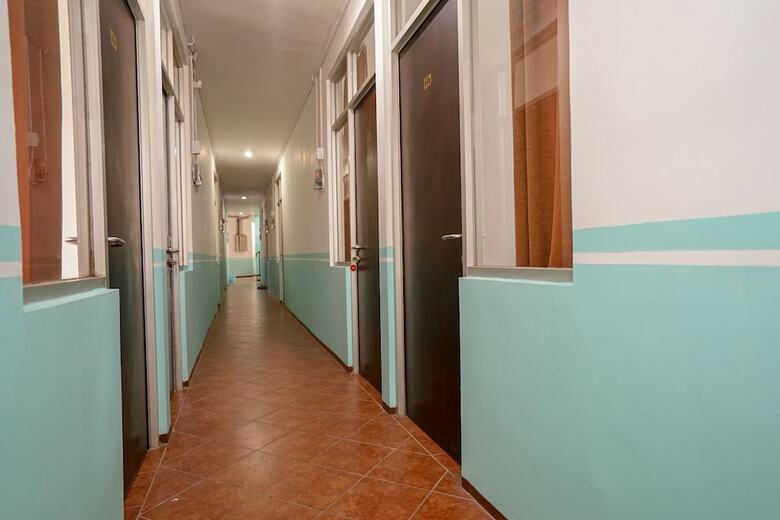 Hotel Oyo 1844 Bravo Residence