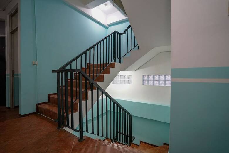 Hotel Oyo 1844 Bravo Residence