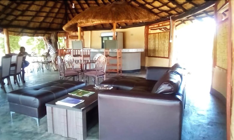 Posada Mophy  Budget  Safari  Lagoon  Camp