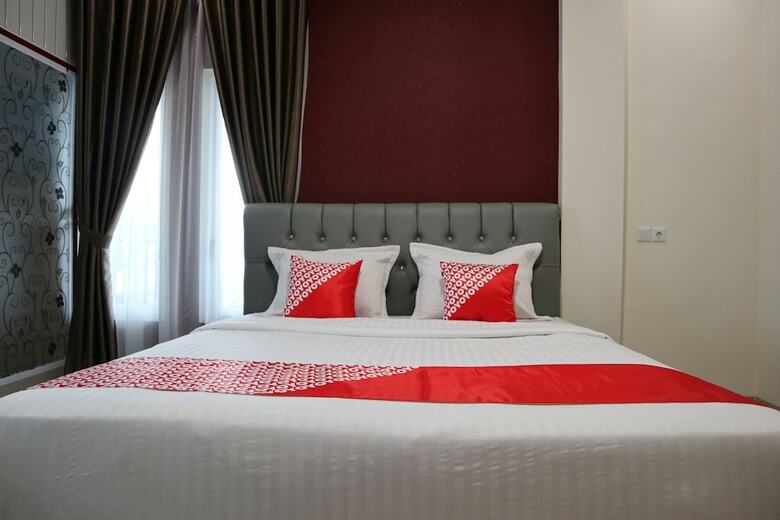 Hotel Oyo 1648 Penginapan Three Joye