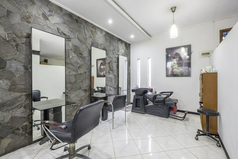 Hotel Oyo 1646 Imelda Residence