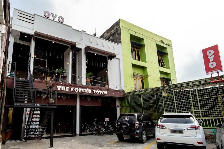 Hotel Oyo 1668 Yvel Homestay