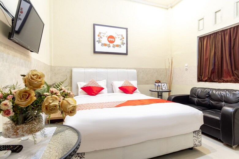 Hotel Oyo 1349 Green Elite Syariah