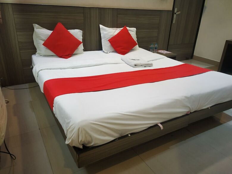 Hotel Adb Rooms Glance Inn Laxmi Nagar