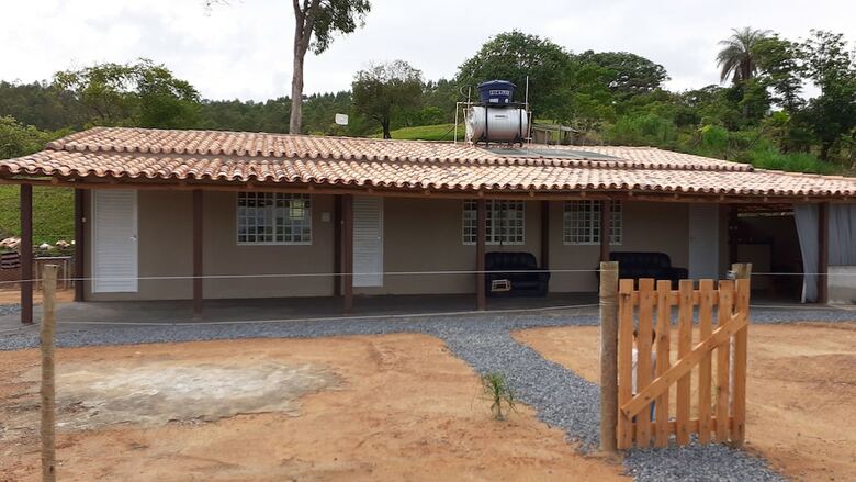 Hotel Pousada Flores de Ip�