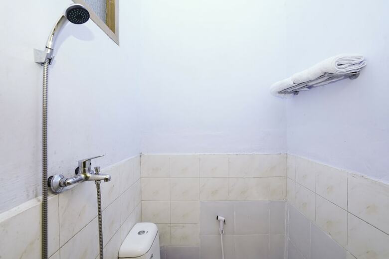 Hostal Oyo 1719 Penginapan Rizky