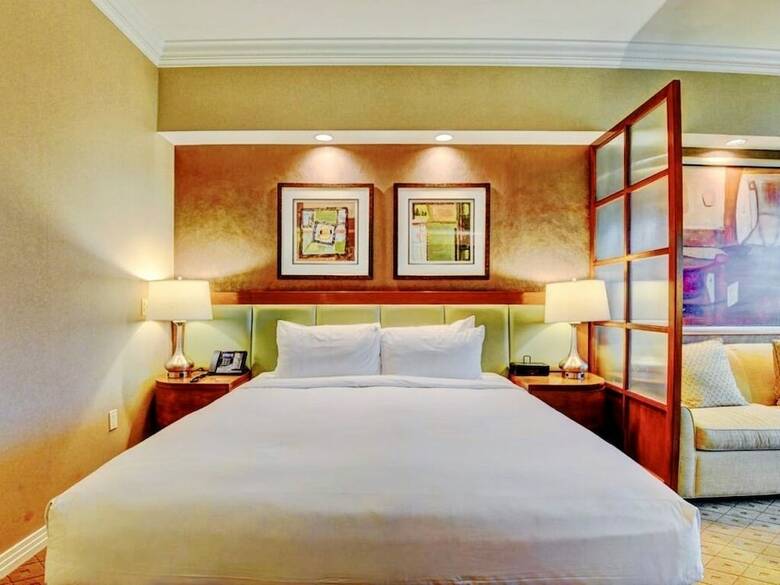 Hotel Abz Signature Two Bedroom Balcony Suite