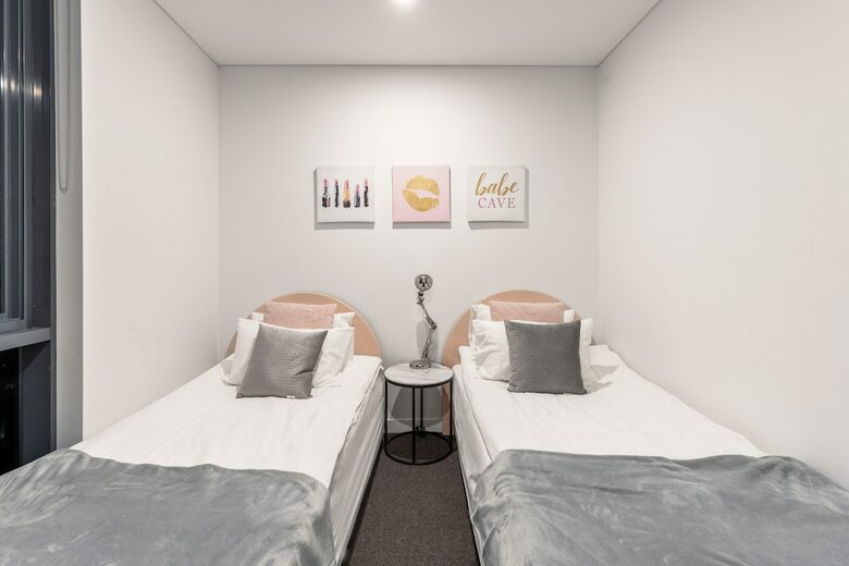 Southport Apartment
