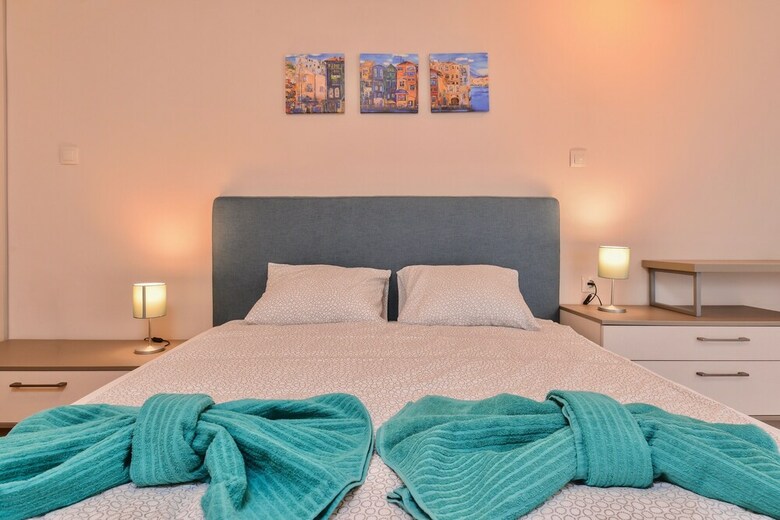 Fm Deluxe 2-bdr - Apartment - The Maisonette