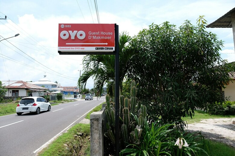 Hostal Oyo 1853 Guest House D'makmoer
