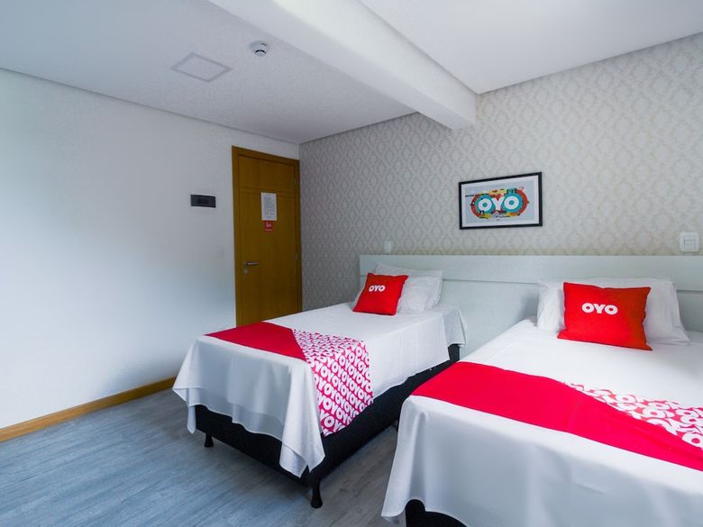 Oyo Canela Palace Hotel