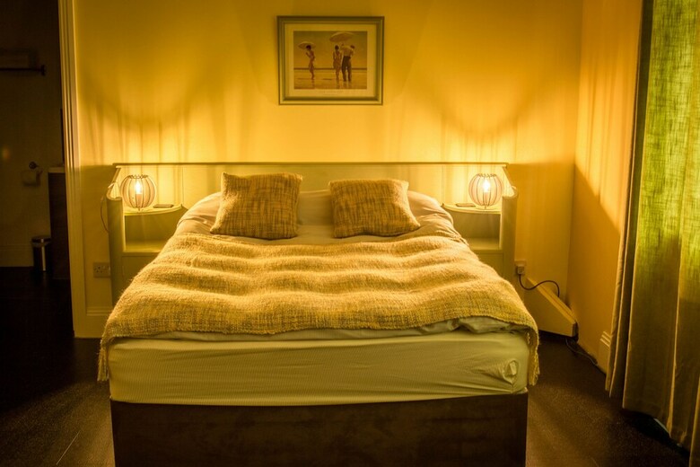 Hotel Harlestone Retreat- Adults Only