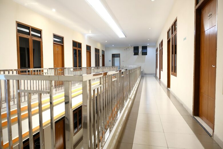 Oyo 1612 Hotel Central City