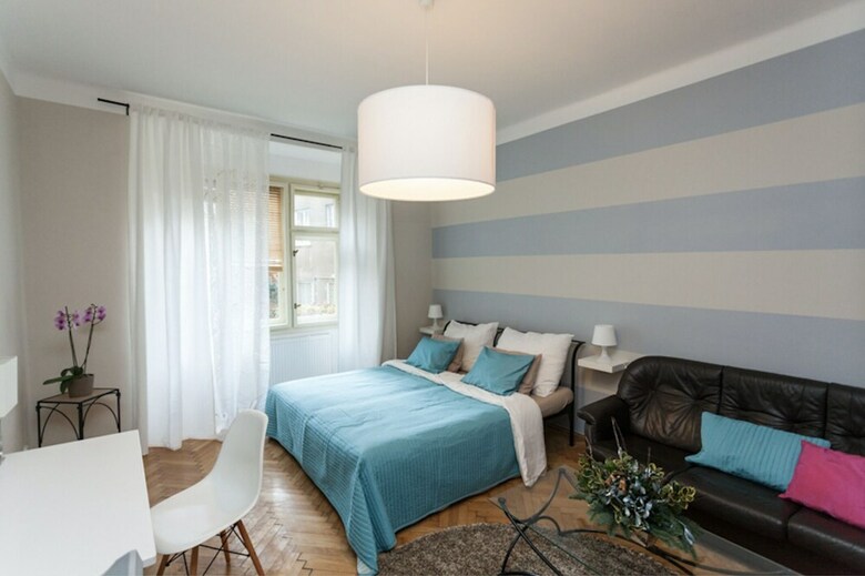 Dlouh� Apartment With Balcony