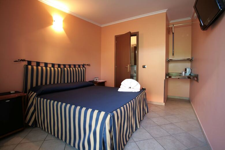 Airport One Hotel