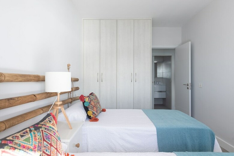 Bright Beachfront Apartment