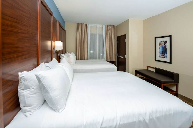 Hotel Comfort Suites