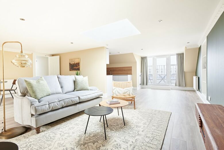 Aparthotel Sonder - Royal Garden Apartments