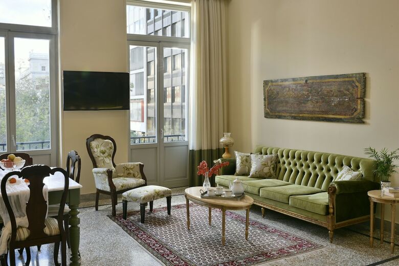 Athenian Vintage Apartments