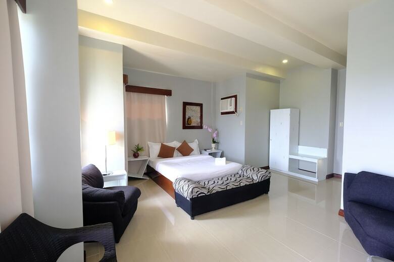 Hotel Pacific Waves Inn Annex