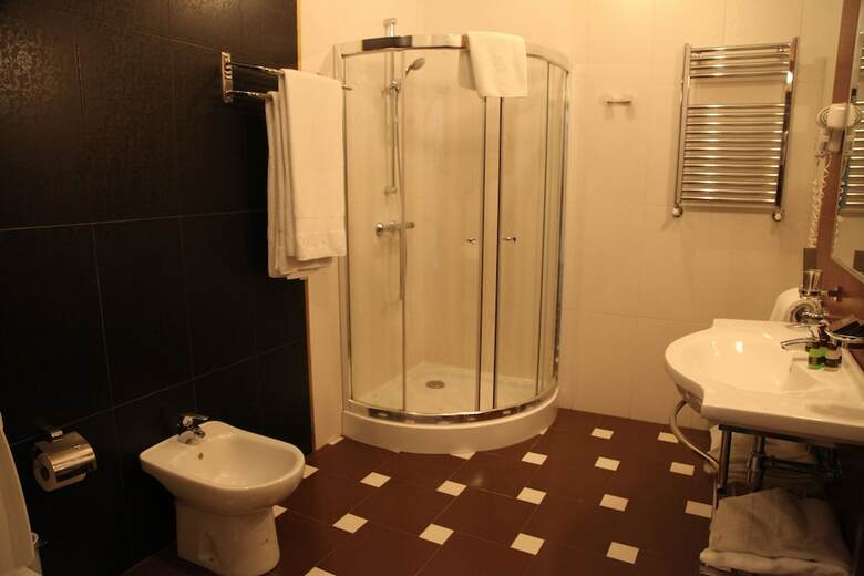 Hotel Russia