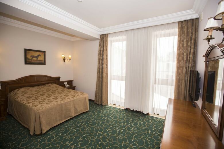 Hotel Russia