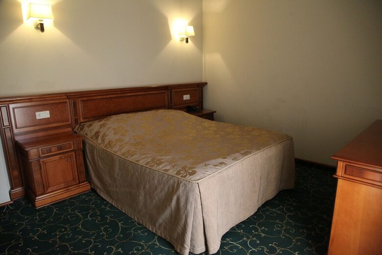 Hotel Russia