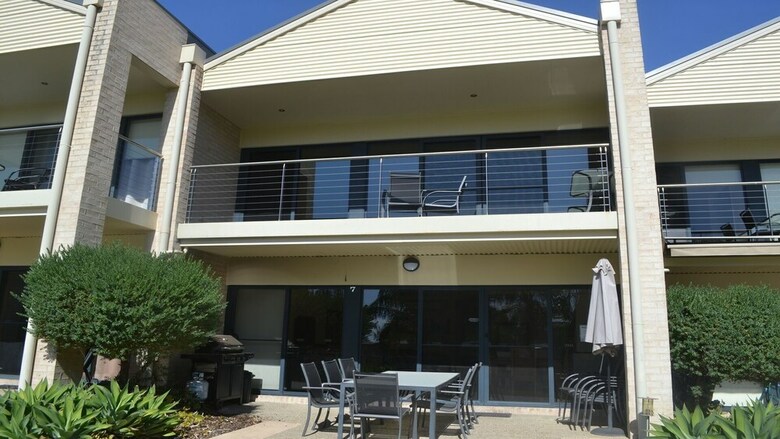 Villa Elsinor Townhouse 7 Mulwala