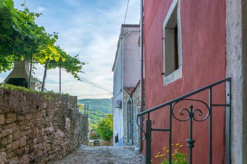 Hostal Guesthouse Villa Marija