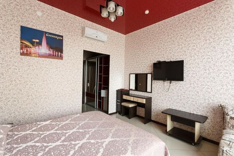 Hotel Orange
