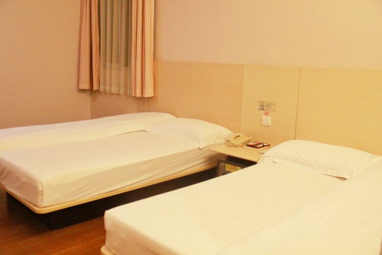 Wenxin Hotel Huashi