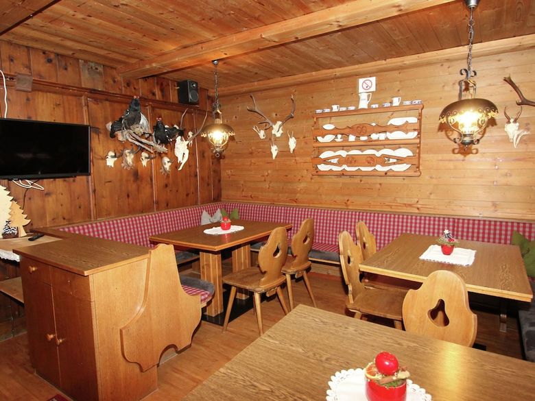 Cozy Chalet In Tyrol Near Ski Area