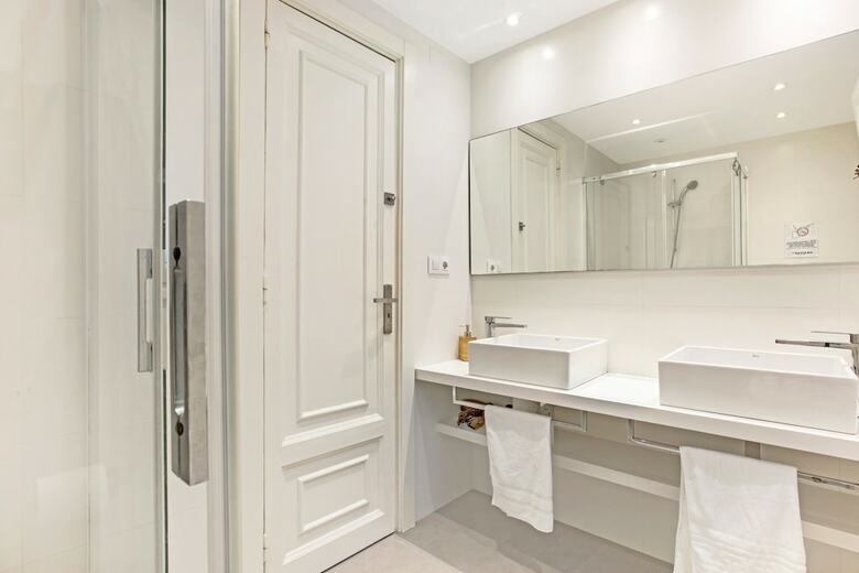 Apartamentos Stay U-nique Roger de Lluria