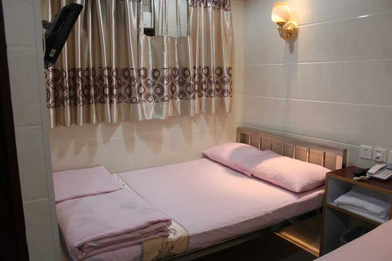 Hostal Marco Polo Hostel - Carlton Group Of Hostels