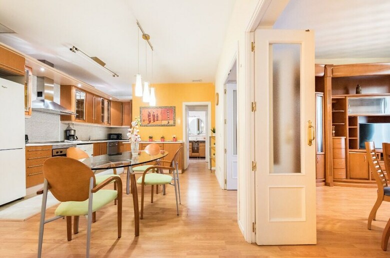 M&f Fuencarral Apartamento