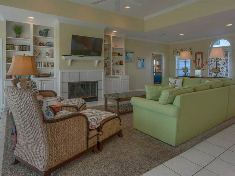 Sea Spray By Meyer Vacation Rentals
