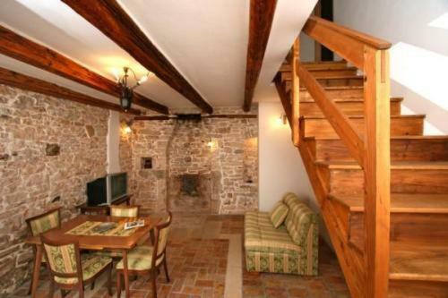 Bed & Breakfast Kastel Pansion Comfort