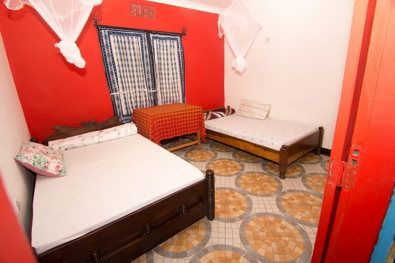 Hostal First Point Arusha Hostel