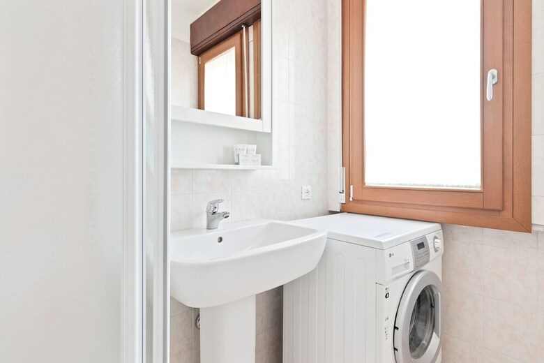 Santa Rita Roomy Apartment